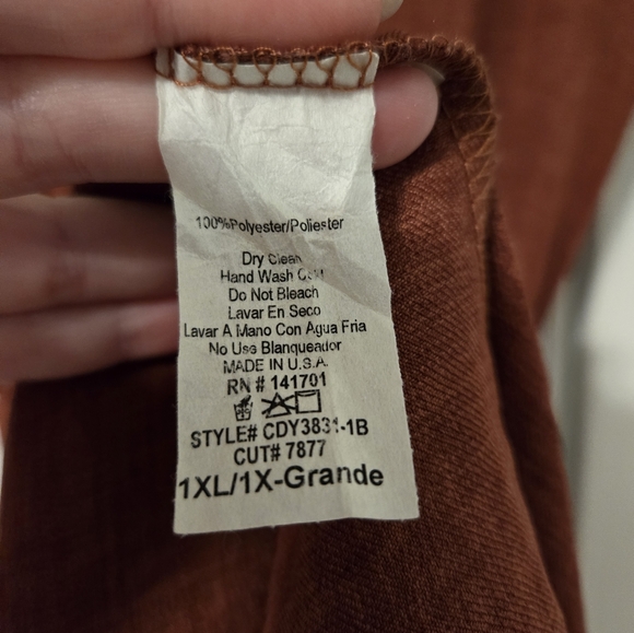 1.4.3. Story Marroon High/Low Dress, Size 1X - Picture 9 of 9